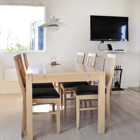 Cozy Home In Otterup With Kitchen 外观 照片