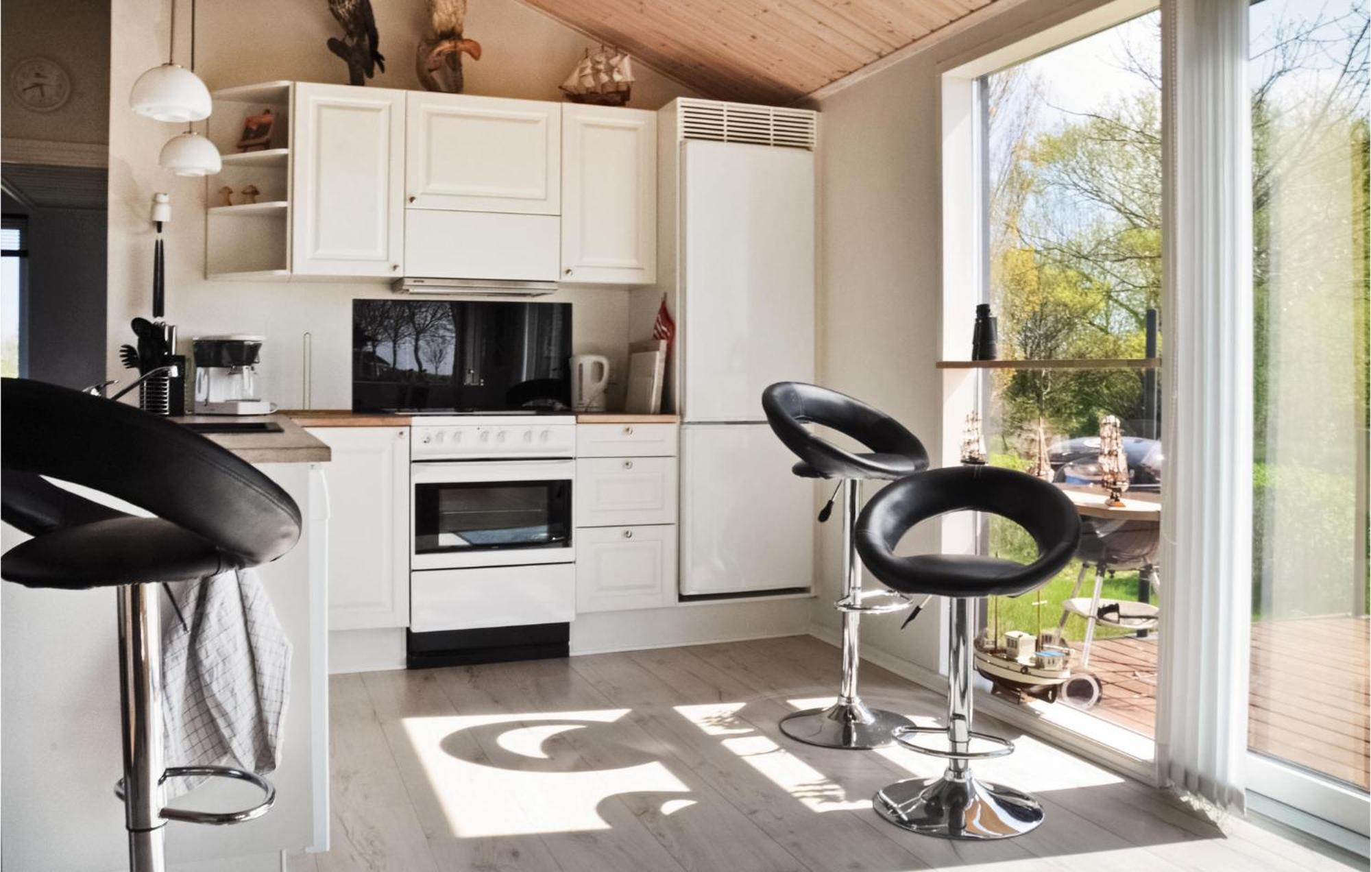 Cozy Home In Otterup With Kitchen 外观 照片